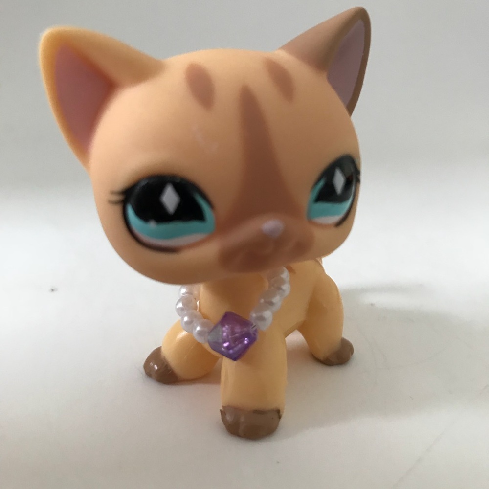 Handmade lot of 12 Littlest Pet Shop necklaces